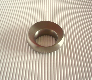 TITAN-RING