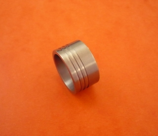 TITAN-RING