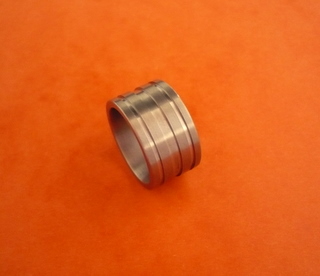 TITAN-RING