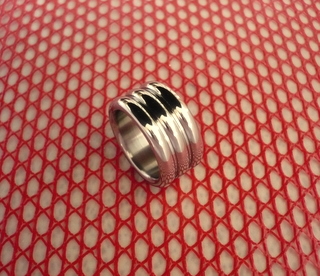 TITAN-RING