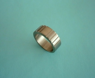 TITAN-RING